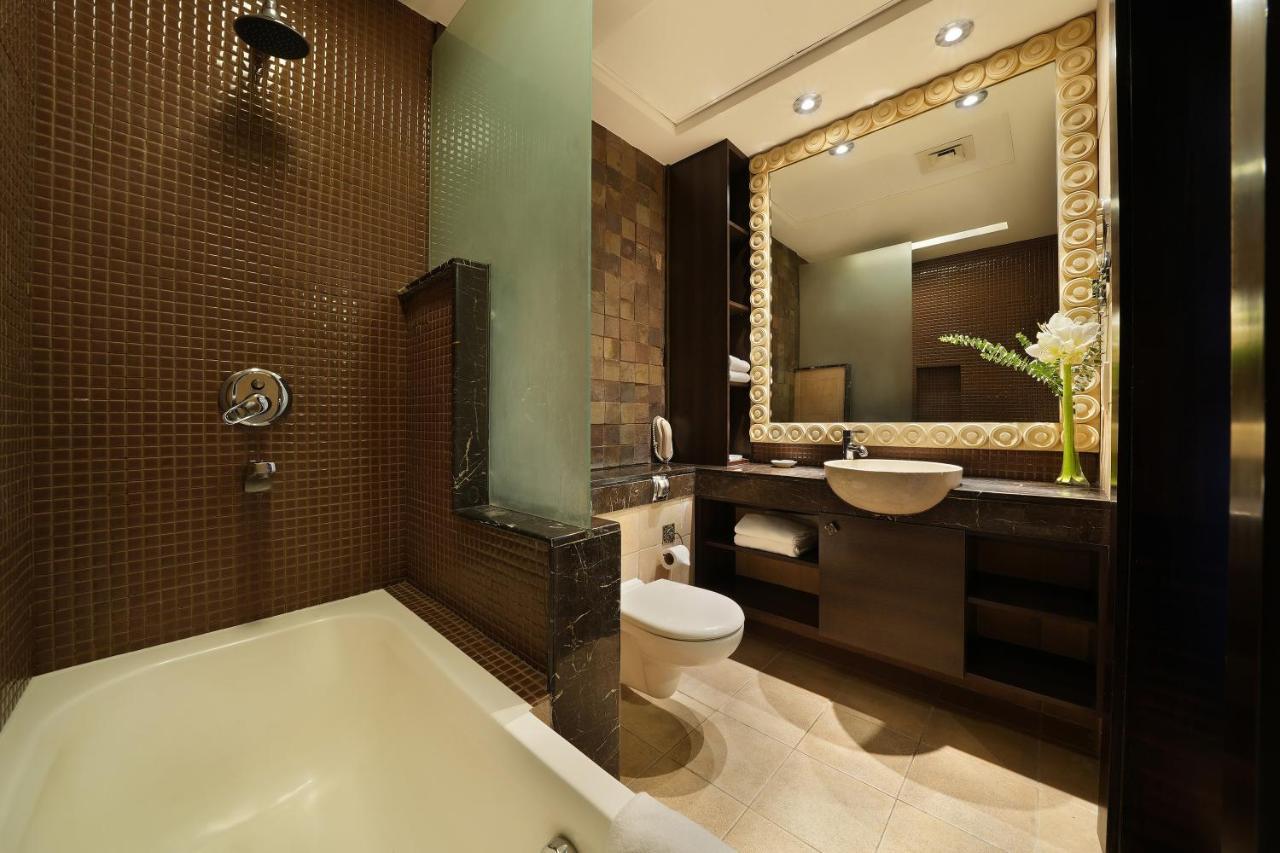 Park Apartments Dubai, An Edge By Rotana Hotel Exterior photo