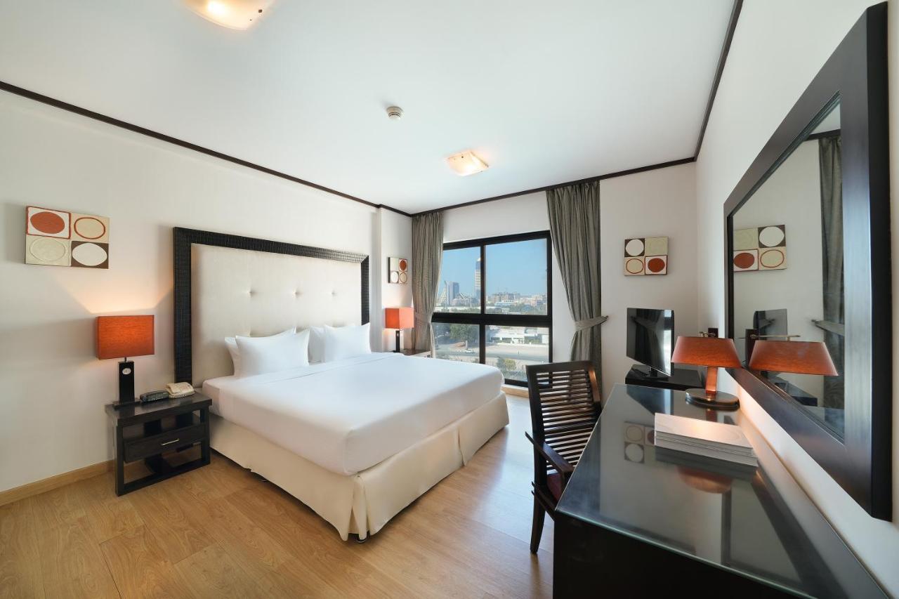 Park Apartments Dubai, An Edge By Rotana Hotel Exterior photo