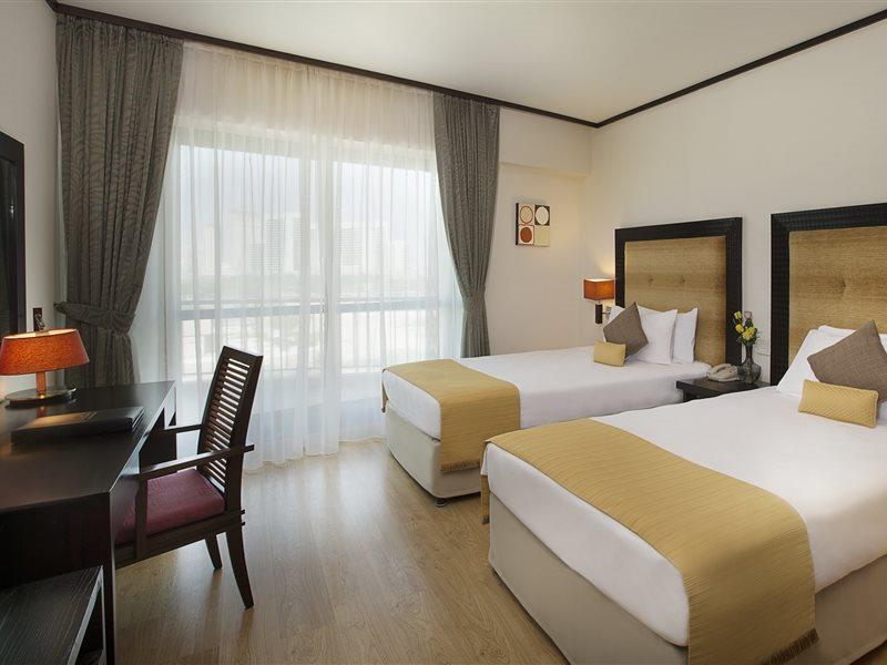 Park Apartments Dubai, An Edge By Rotana Hotel Exterior photo