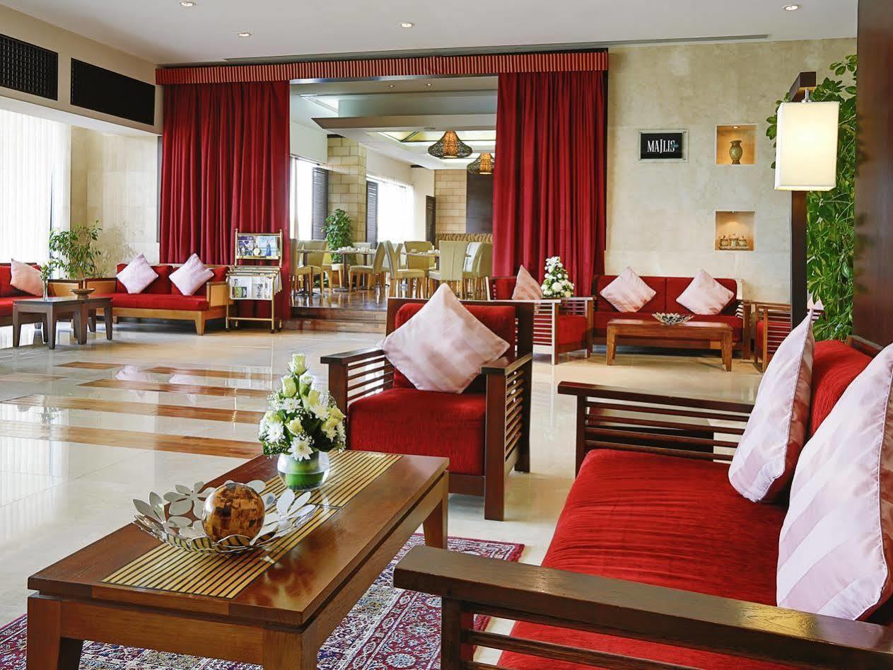 Park Apartments Dubai, An Edge By Rotana Hotel Exterior photo